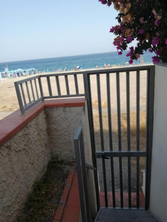 Recanati Taormina Beach Apartment Giardini Naxos Exterior photo